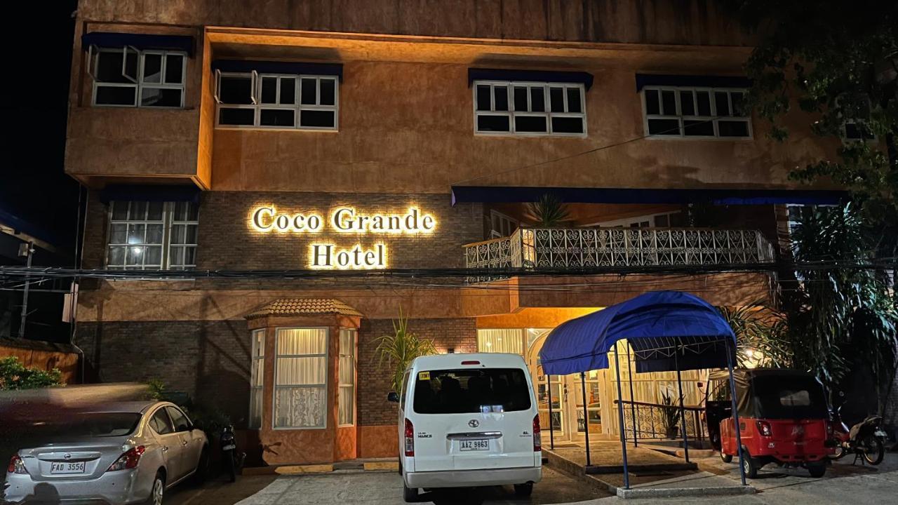 Coco Grande Hotel Dumaguete City Exterior foto