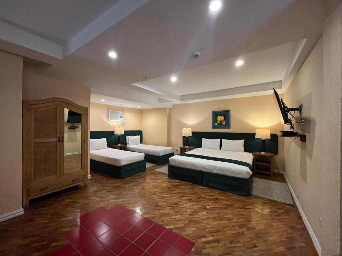 Coco Grande Hotel Dumaguete City Exterior foto